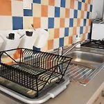 Cosy With Terrace For 2 Guests And Pets In The Center Of Apartamento Vodice