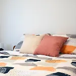 Apartamento Cosy With Terrace For 2 Guests And Pets In The Center Of Vodice