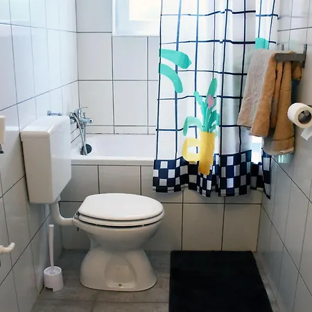 Appartement Cosy With Terrace For 2 Guests And Pets In The Center Of *